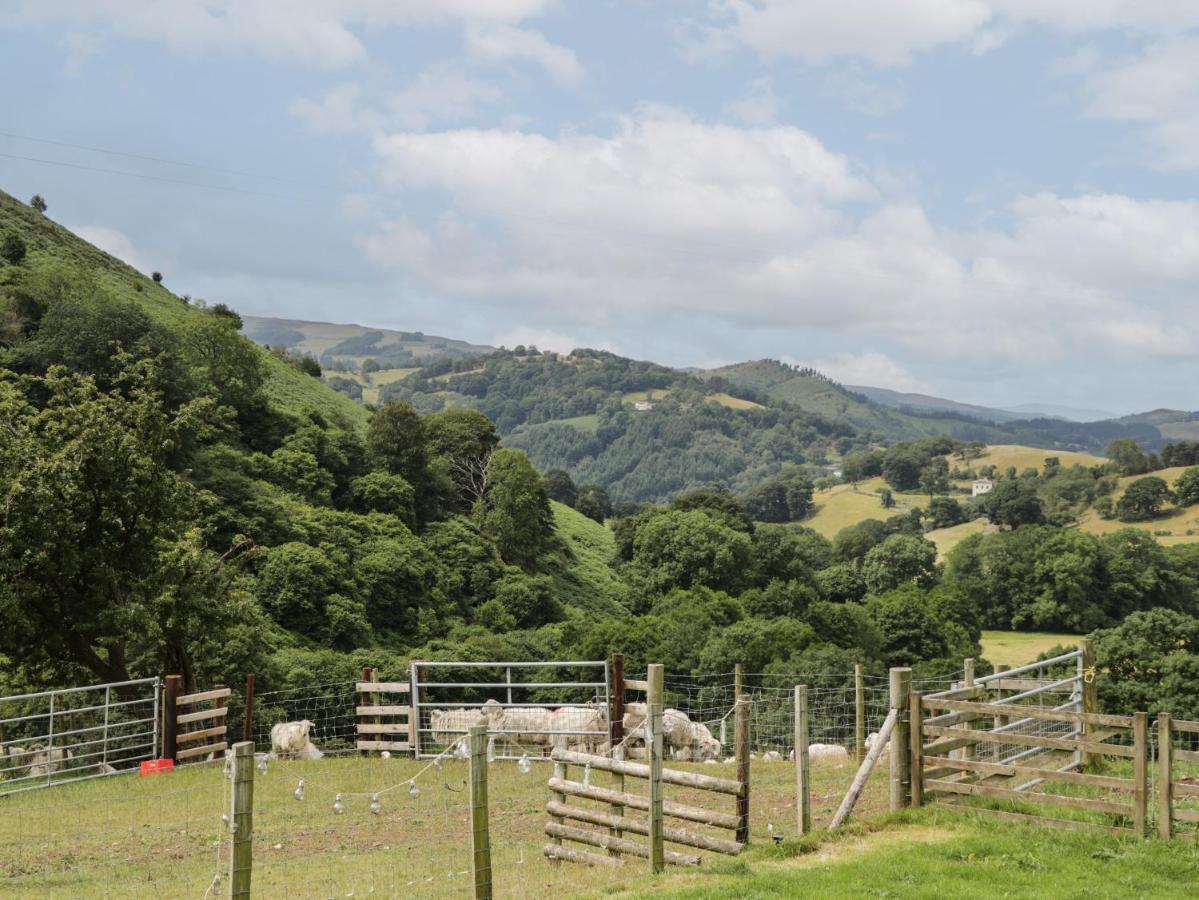 Tan Y Castell Shepherds Hut Llangollen Exterior foto