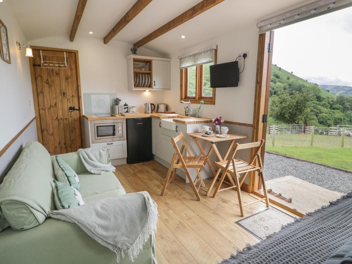 Tan Y Castell Shepherds Hut Llangollen Exterior foto